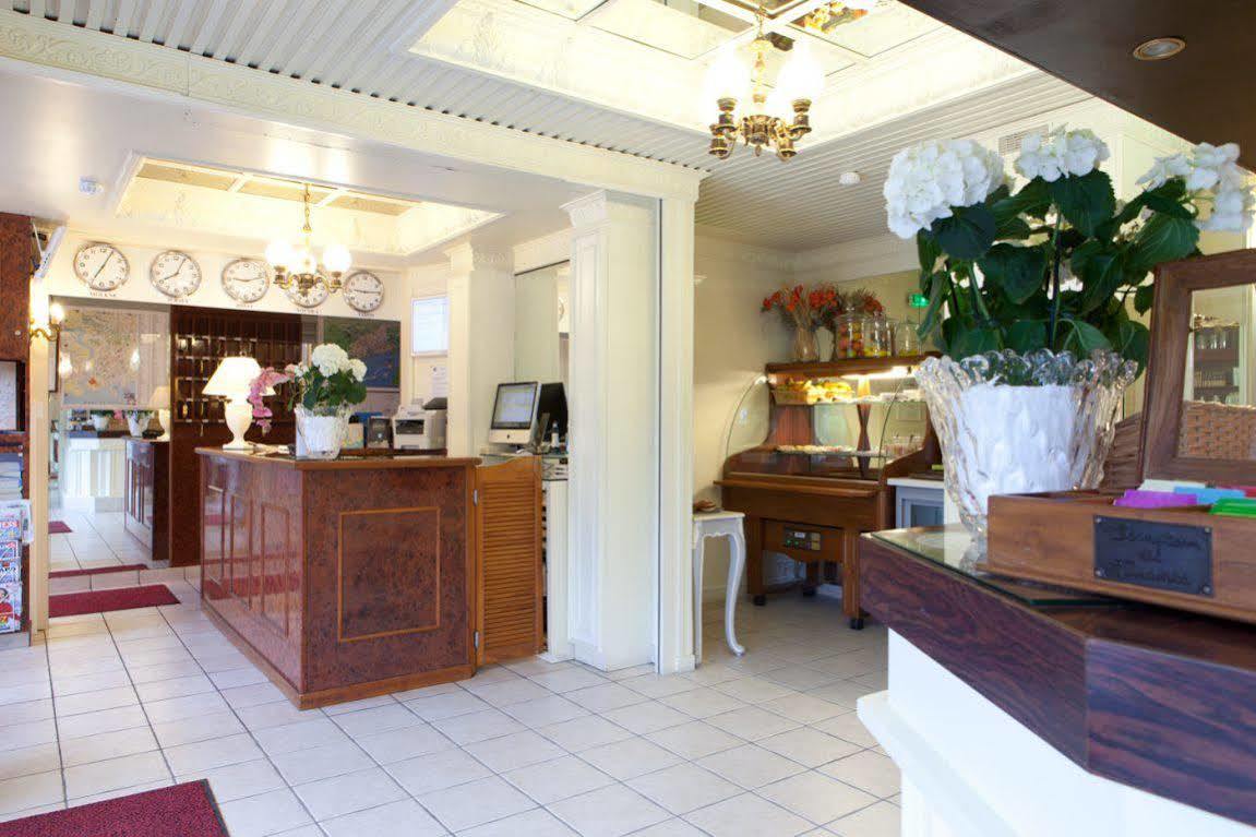 Abalys Hotel Brest Bagian luar foto